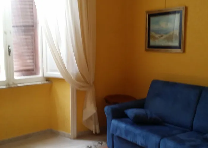 Bed & Breakfast La Breccia A Porta Pia 4*