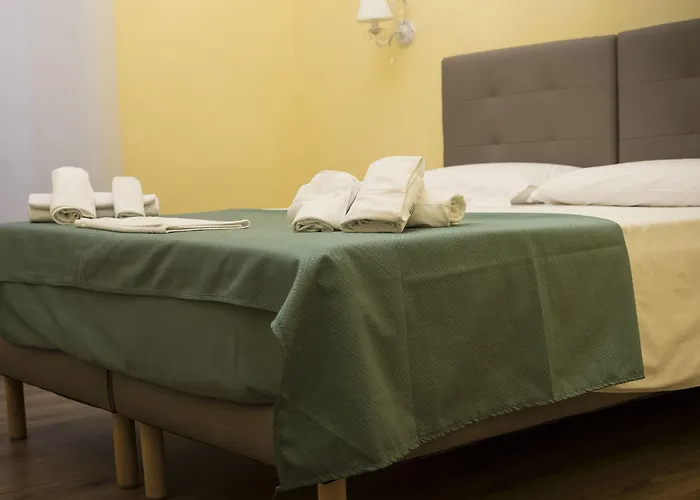 La Breccia A Porta Pia Bed & Breakfast