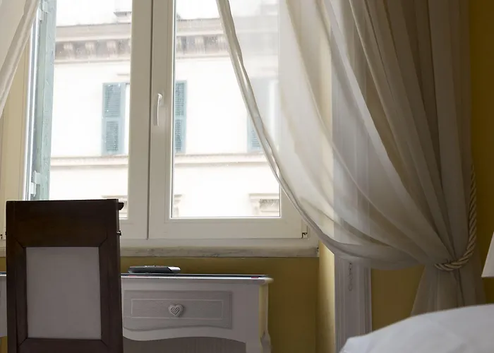 Bed & Breakfast La Breccia A Porta Pia