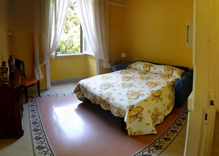La Breccia A Porta Pia Bed & Breakfast 4*